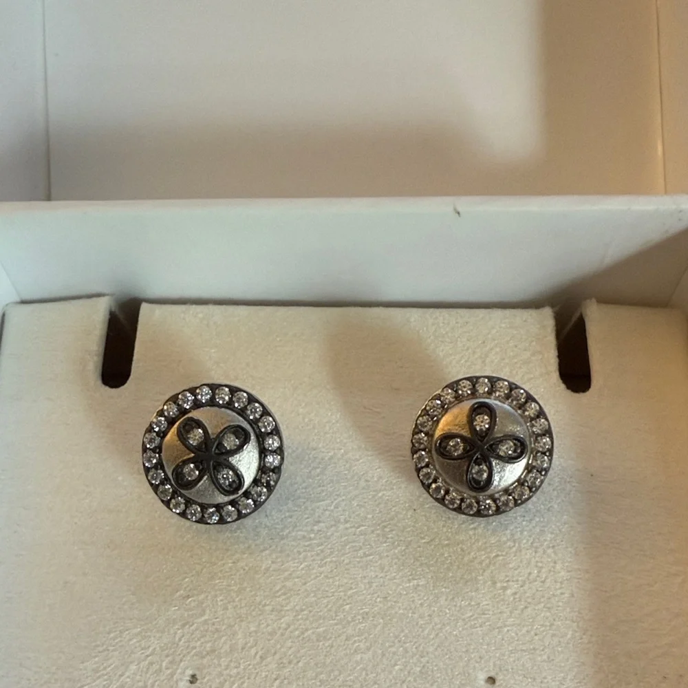 Freida Rothman Silver and Black clover stud Earrings - Picture 2 of 5